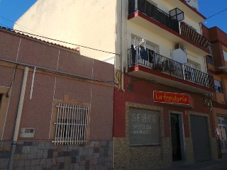 Local en venta en Alicante de 78  m²