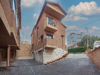 Casa adosada en Sant Vicenç dels Horts (Barcelona) 2