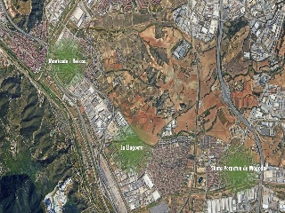 Suelo urbanizable no delimitado en La Llagosta - Barcelona - 17