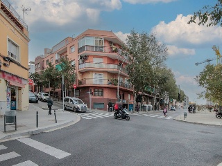 Local en Av Generalitat 10