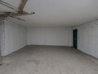 Local en Av Generalitat 24