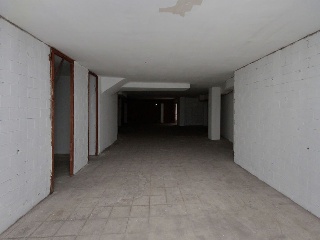 Local en Av Generalitat 27