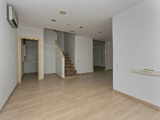 Local en C/ Lluis Muncunill - Terrassa - Barcelona 26