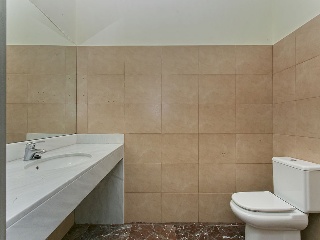 Local en C/ Lluis Muncunill - Terrassa - Barcelona 35