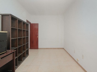 Piso en C/ Chile en Badalona, Barcelona 8