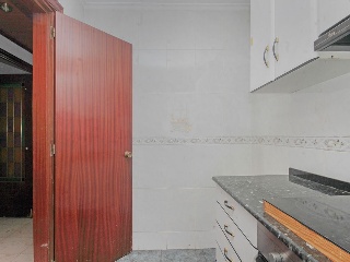 Piso en C/ Chile en Badalona, Barcelona 10