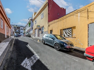 Piso en C/ Aythami 36