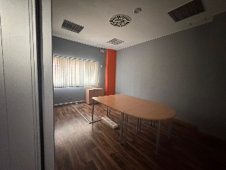 Local en C/ Antonio Royo - Zaragoza - 16