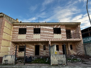 Promoción de adosados en construcción en C/ Noblejas, Dosbarrios (Toledo) 4