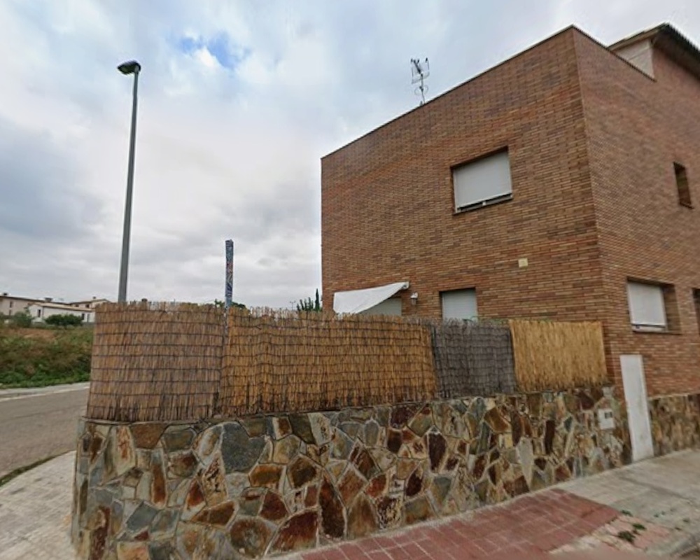 Vivienda en C/ Sant Roc, esq. C/ Olivella, Avinyonet del Penedès (Barcelona)