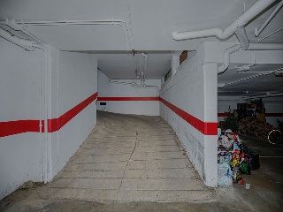 Garajes en Avda. Alt Empordà, Bàscara (Girona) 7