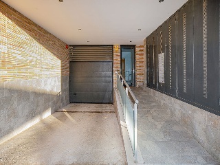 Garajes en Avda. Alt Empordà, Bàscara (Girona) 15