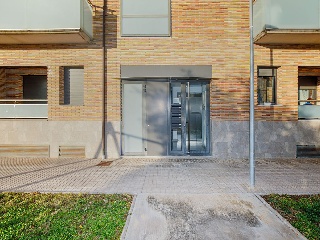 Garajes en Avda. Alt Empordà, Bàscara (Girona) 16