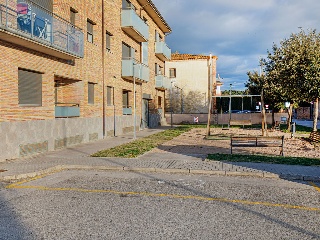 Garajes en Avda. Alt Empordà, Bàscara (Girona) 19