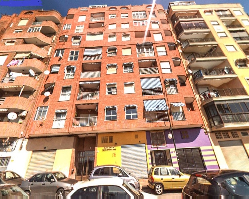 Piso en Av Germán Sapiña