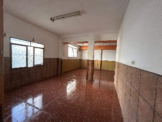 Local en C/ Menéndez Pelayo 8