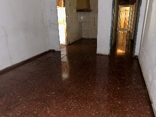 Local en C/ Menéndez Pelayo 16