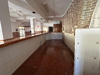 Local en C/ Menéndez Pelayo 21
