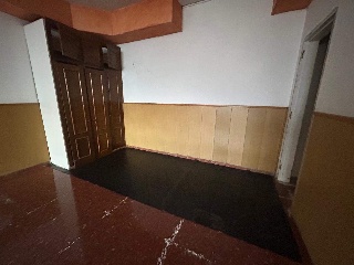 Local en C/ Menéndez Pelayo 24