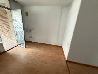 Piso en C/ Martin Villa, Sevilla 4