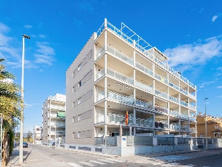 Piso en venta en Moncofa de 77  m²