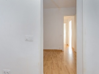 Piso con anejos en C/ de Francesc Layret 13