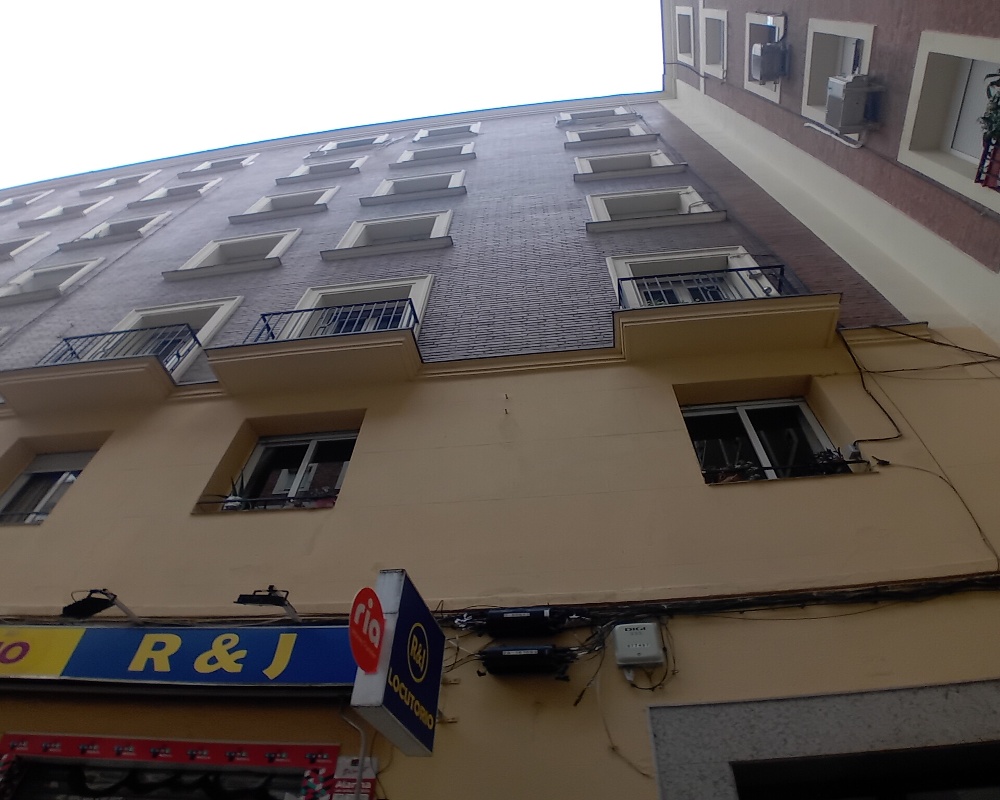 Piso en C/ Alfonso Carbonell, Madrid