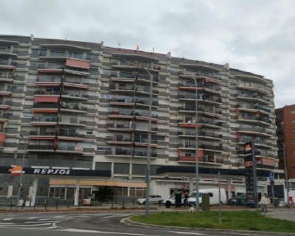 Local en C/ Josep Puig i Cadafalch - Mataró - Barcelona