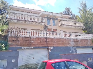 Chalets adosados en C/ Jeies - Castellar del Vallès - Barcelona 3