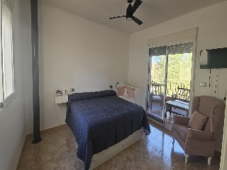 Chalet independiente en Ribera de Molina 8