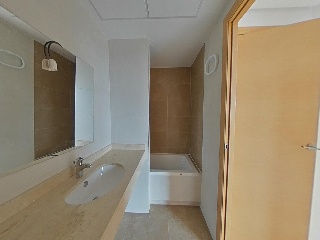 Piso en C/ Vicente Alexandre - Alicante - 21