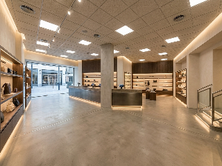 Local y garajes en Av Alfonso XIII - Elda - Alicante 63