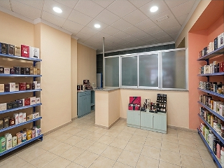 Local y garajes en Av Alfonso XIII - Elda - Alicante 69