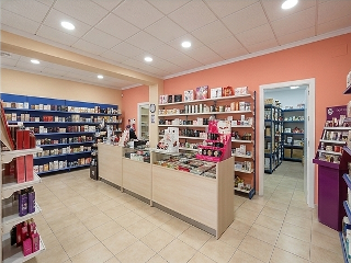 Local y garajes en Av Alfonso XIII - Elda - Alicante 70