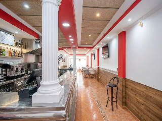 Local en C/ Montseny, Girona 61