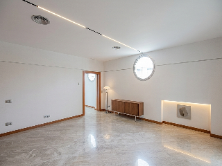12085-0001 36