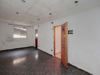 Piso en C/ Mao - Terrassa - 4