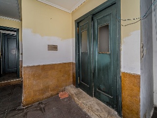 Local en C/ Renedo, Valladolid 29