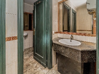 Local en C/ Renedo, Valladolid 44