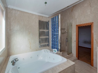 Chalet independiente en C/ Bellavista - Corvelló - 23