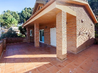 Chalet independiente en C/ Bellavista - Corvelló - 26