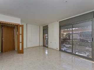 Piso en C/Sabadell, Rubí (Barcelona) 28