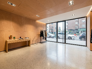 Local en Paseo Arco de ladrillo 24