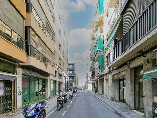 Local comercial en C/ Providencia - Vilanova i la Geltrù - Barcelona 32
