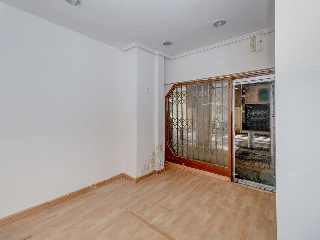 Locales comerciales en C/ Gutiérrez Ortega - Ciudad Real - 15