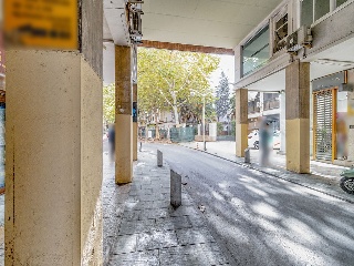 Locales comerciales en C/ Gutiérrez Ortega - Ciudad Real - 23