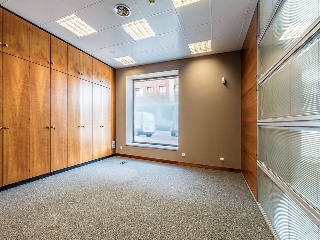 Local en C/ Francisco de Enzinas - Burgos - 11