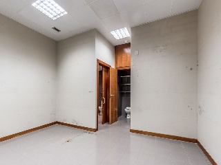 Local en C/ Francisco de Enzinas - Burgos - 13