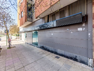 Local en C/ Francisco de Enzinas - Burgos - 20