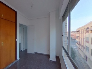 Vivienda en Pz Embajadores 8